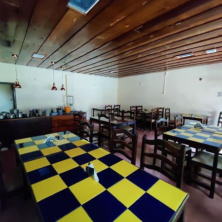 Hotel Samrat Jabalpur Exterior photo
