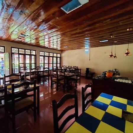 Hotel Samrat Jabalpur Exterior photo