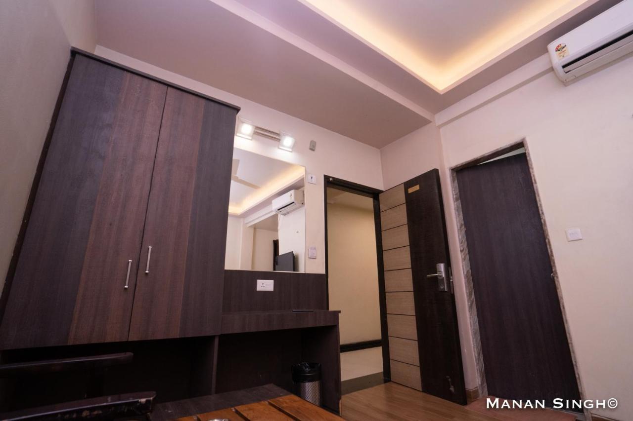 Hotel Samrat Jabalpur Exterior photo