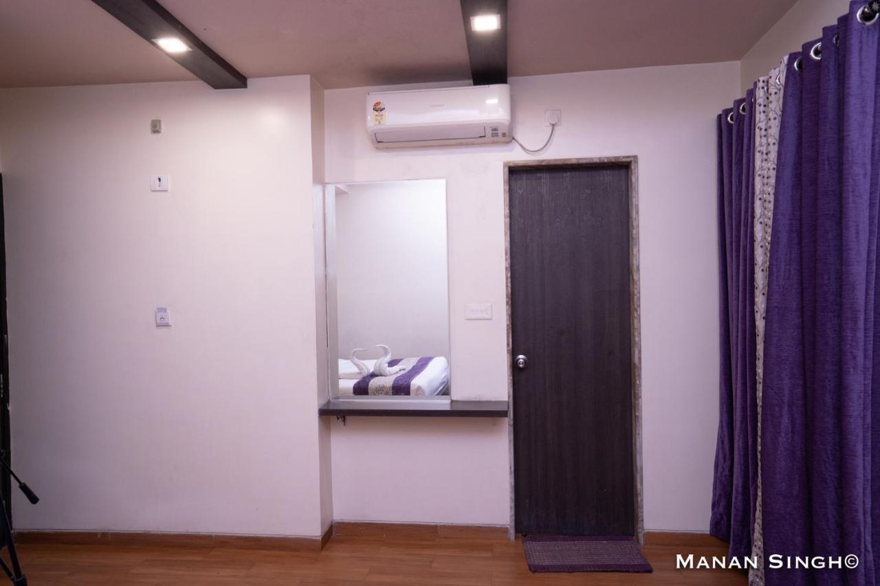 Hotel Samrat Jabalpur Exterior photo