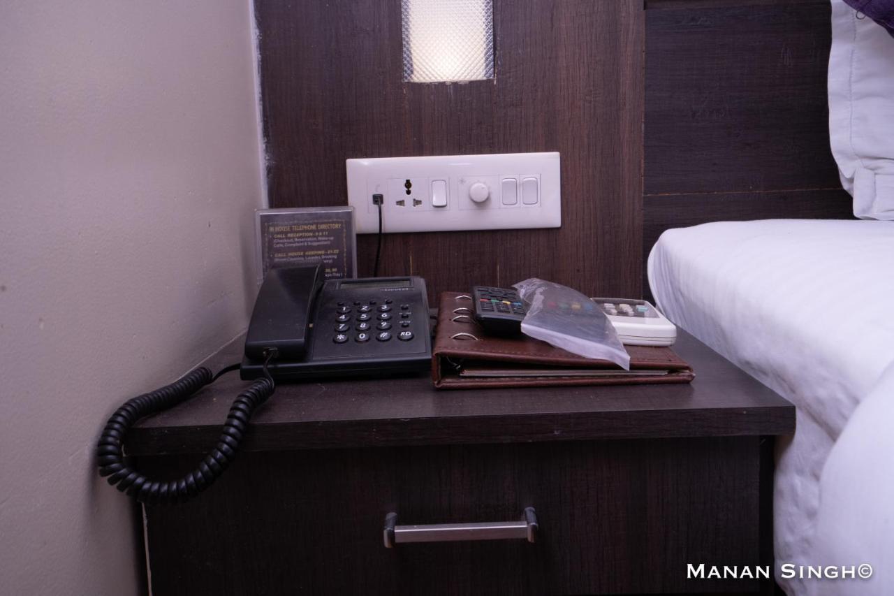 Hotel Samrat Jabalpur Exterior photo
