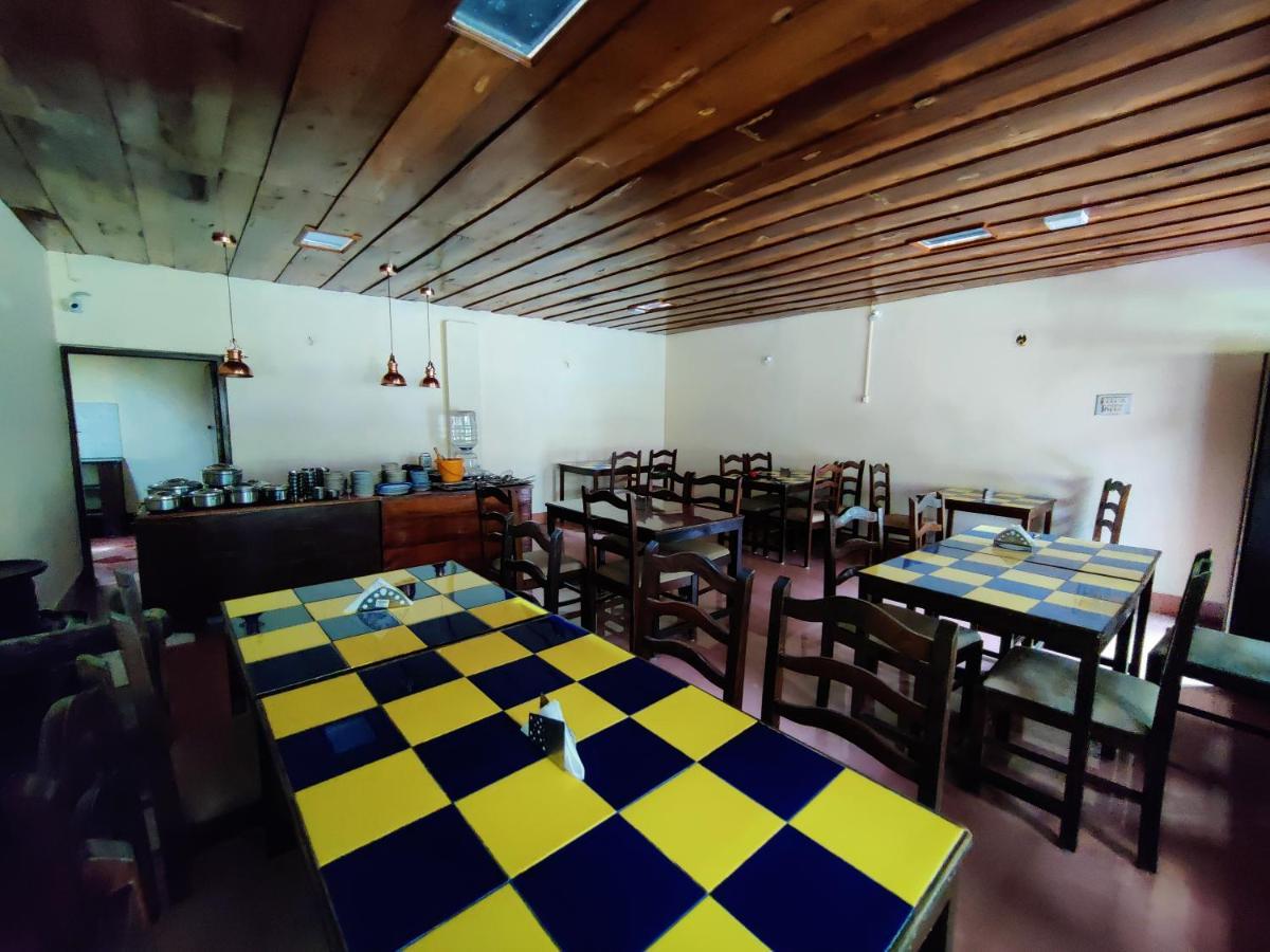 Hotel Samrat Jabalpur Exterior photo