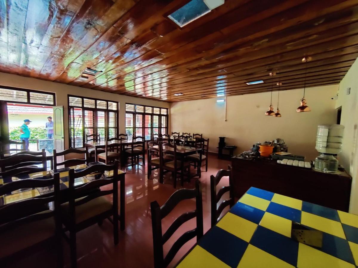 Hotel Samrat Jabalpur Exterior photo